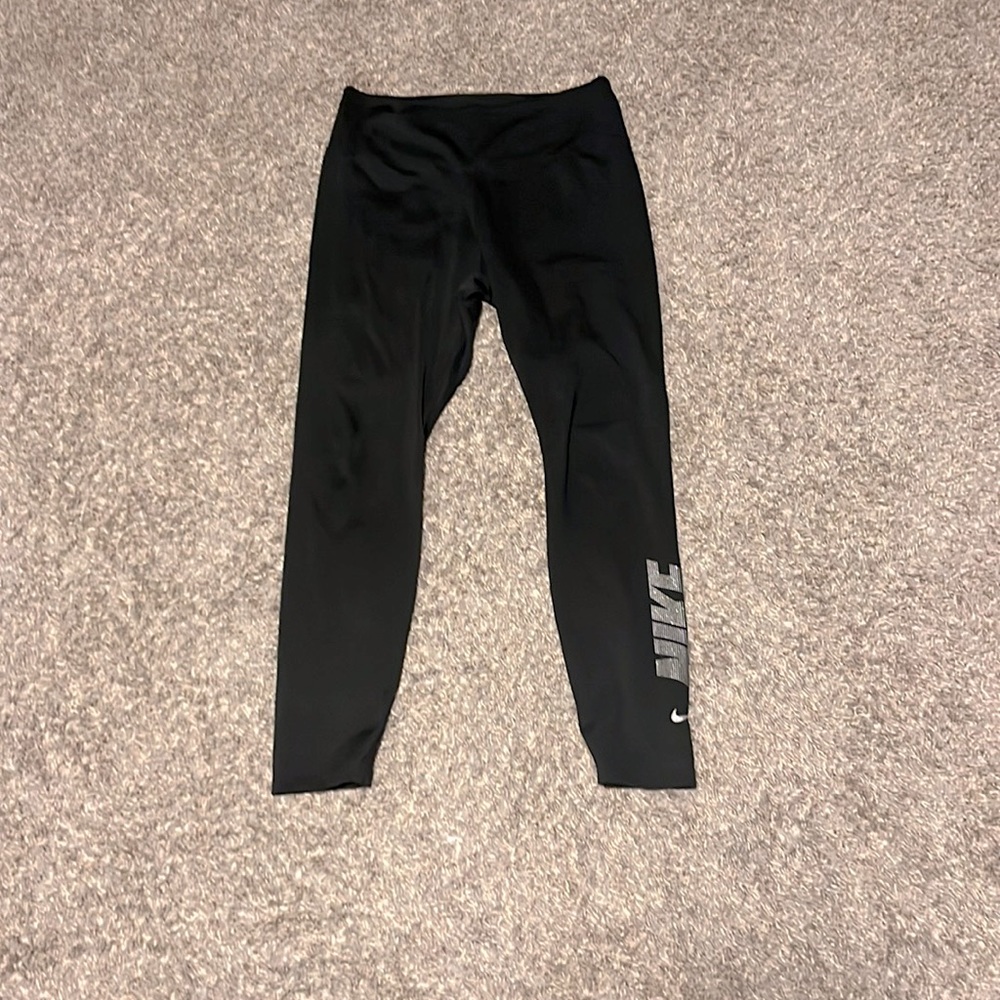 nike women’s leggings